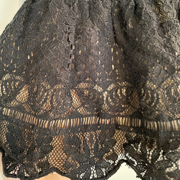 All Saints Lace Crop Top - Picture 2 of 5